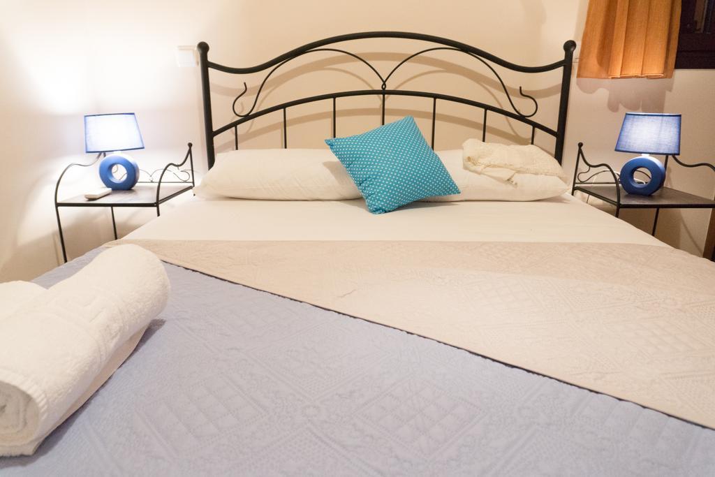 Porfyra'S Island Appartement Makrýgialos Buitenkant foto