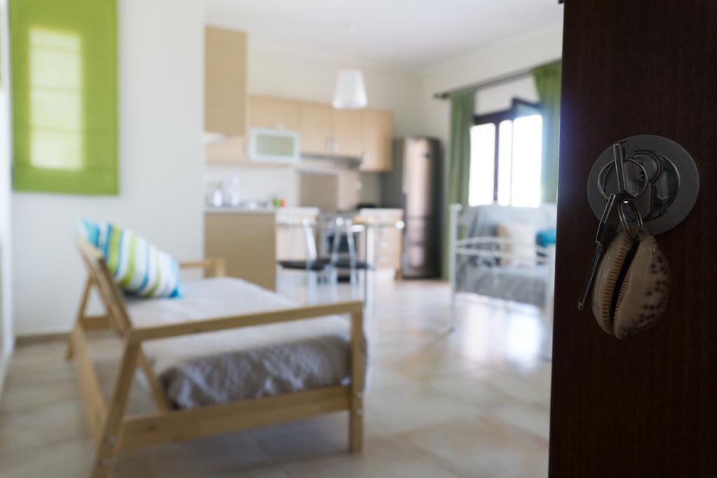 Porfyra'S Island Appartement Makrýgialos Buitenkant foto