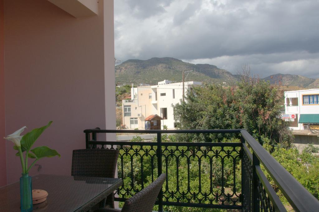 Porfyra'S Island Appartement Makrýgialos Buitenkant foto