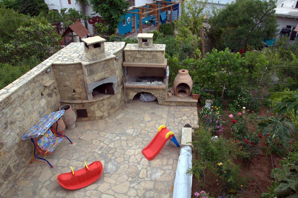 Porfyra'S Island Appartement Makrýgialos Buitenkant foto