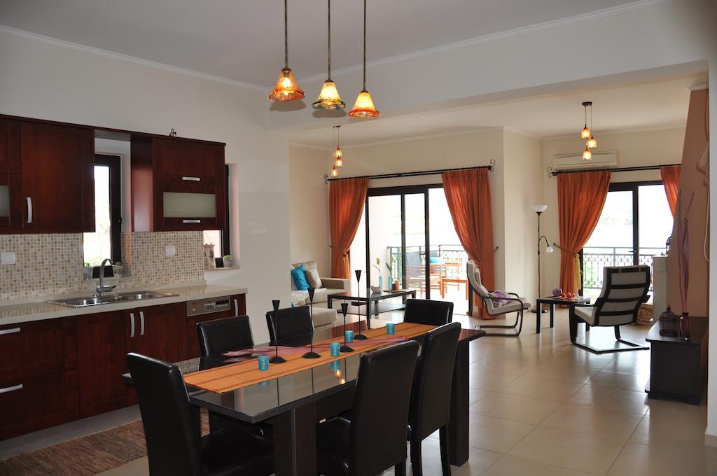 Porfyra'S Island Appartement Makrýgialos Kamer foto